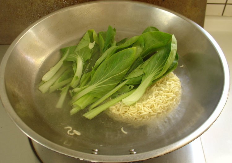 油菜鸡蛋面步骤10