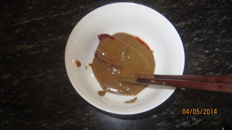 芝麻酱拌泡面步骤3