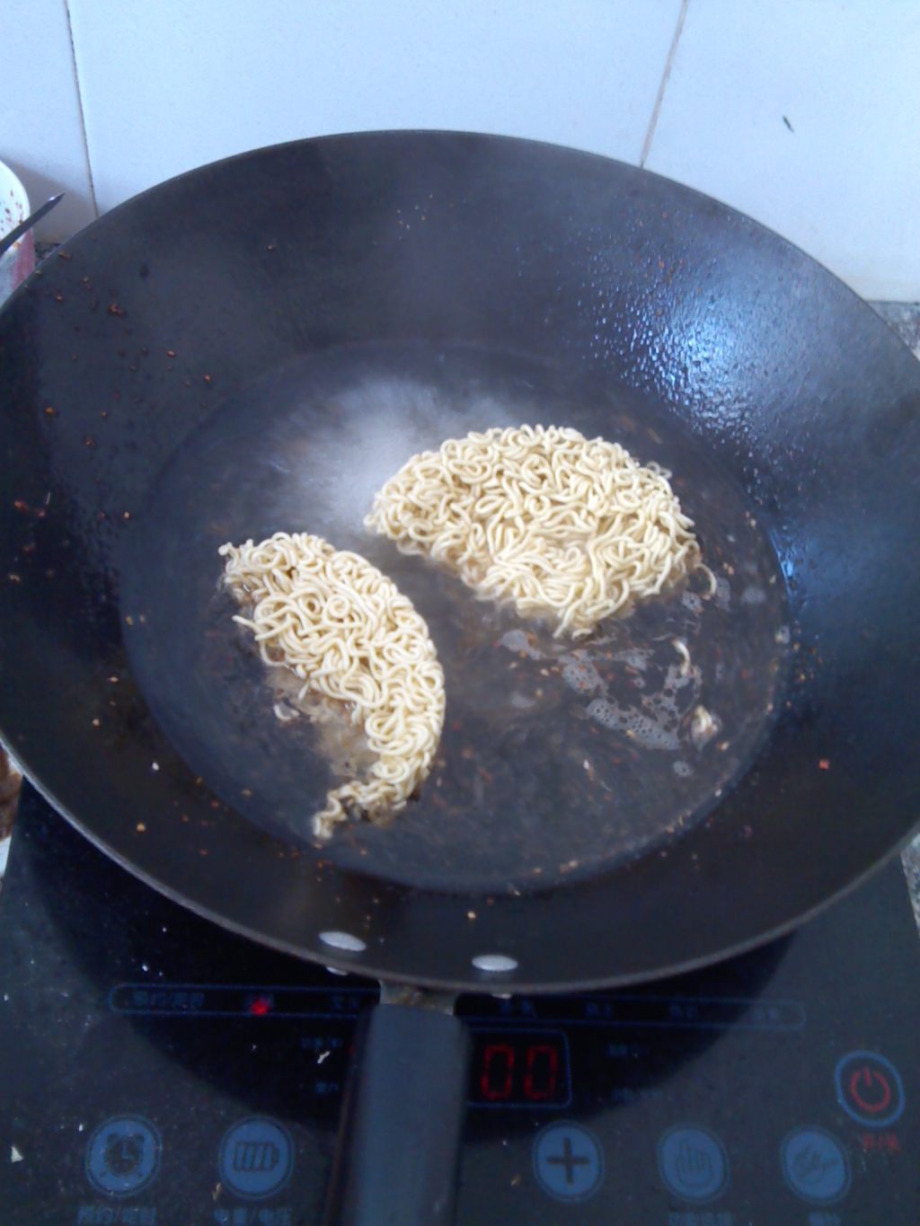 方便面煮水饺步骤3