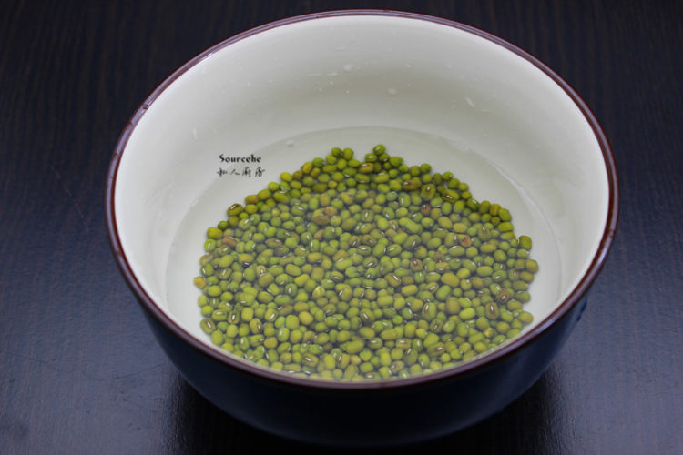西瓜皮绿豆糖水#盛夏步骤2