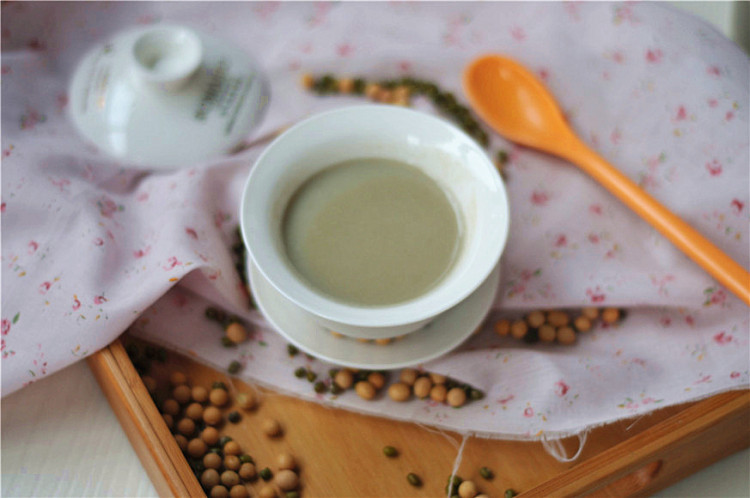 蜂蜜黄豆绿豆浆步骤5