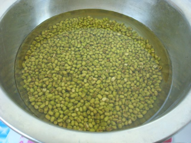自制绿豆馅步骤1