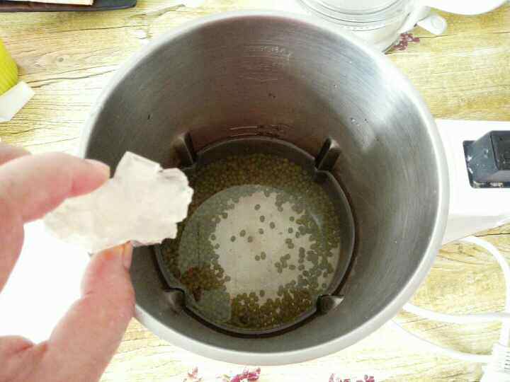 豆浆机煮绿豆汤步骤2