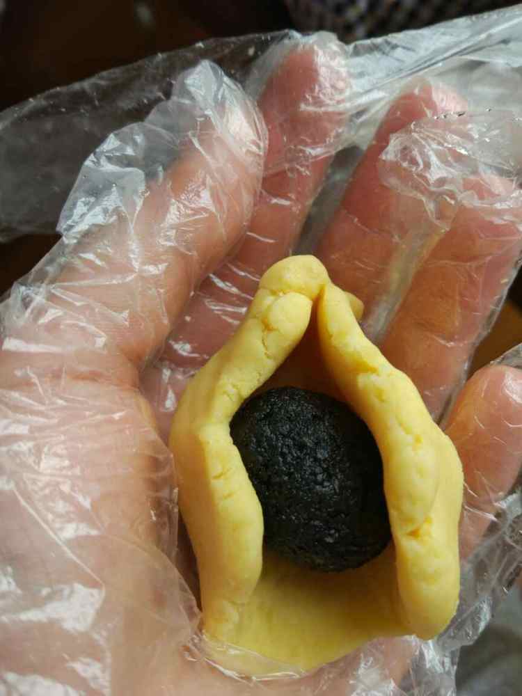 绿豆糕（芝麻核桃馅）步骤11