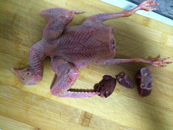 鸽子绿豆汤步骤1