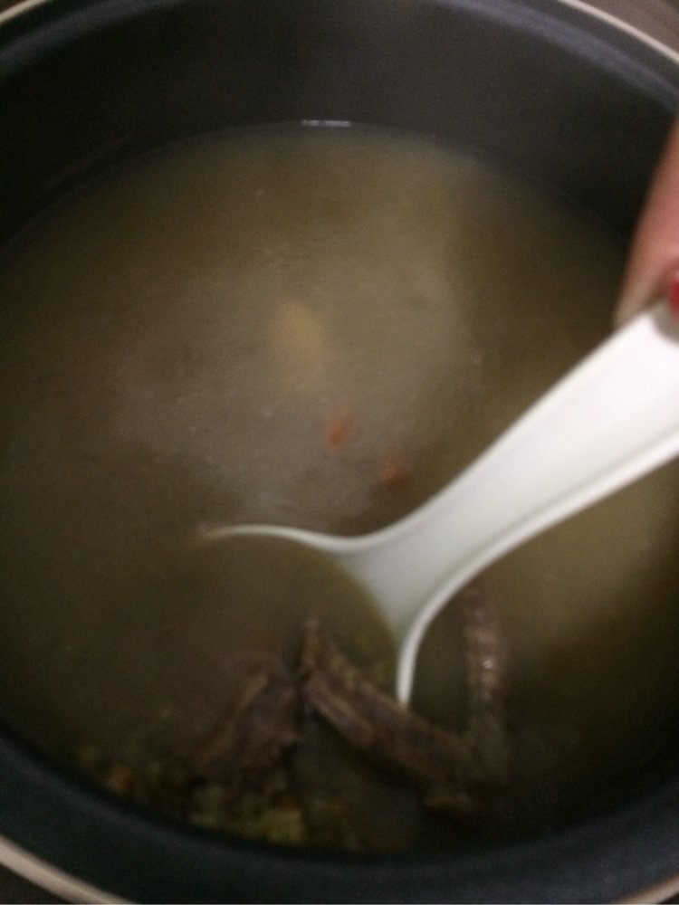 鸽子绿豆汤步骤6