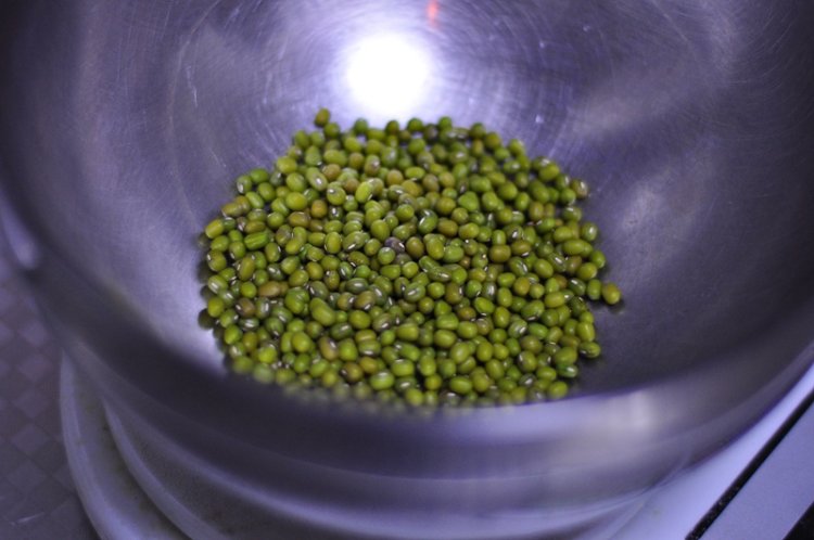 绿豆薏米百合糊步骤2
