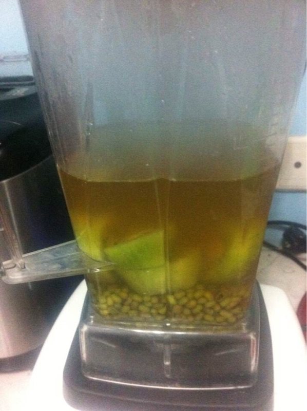 猕猴桃绿豆汁步骤6