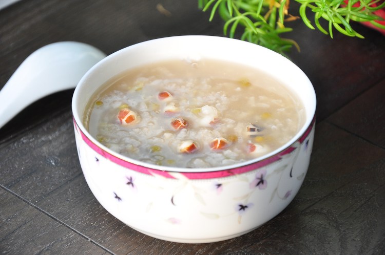 芡实绿豆粥步骤7
