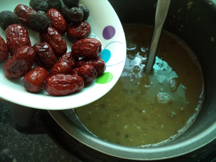 红枣桂圆豆沙步骤6