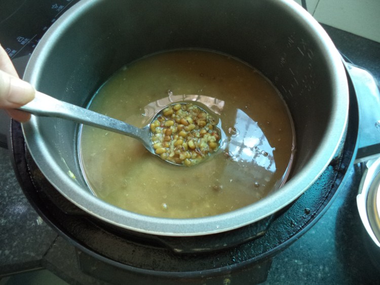 红糖绿豆沙步骤4