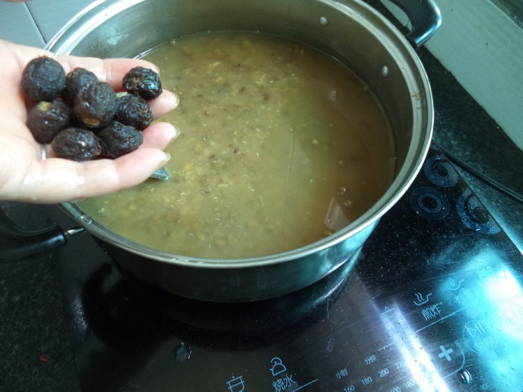 桂圆豆沙步骤7