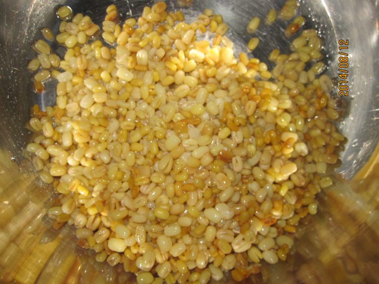 自制绿豆蓉步骤7