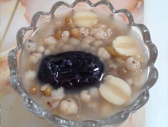 绿豆薏仁银耳羹步骤7
