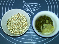薏米绿豆百合粥步骤1