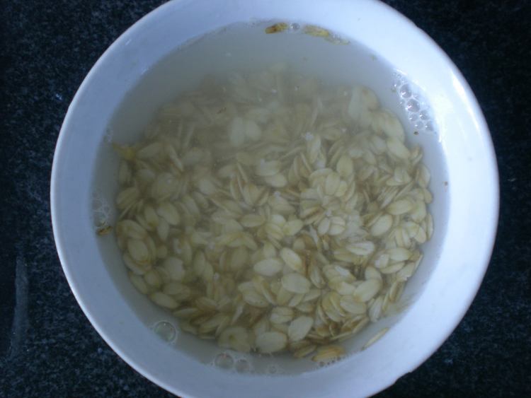 绿豆红枣燕麦粥步骤3