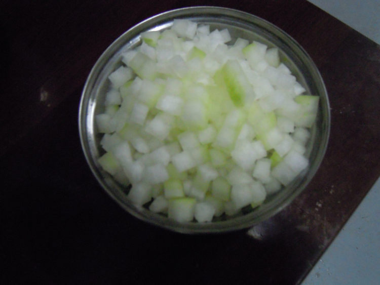 绿豆薏米冬瓜甜汤步骤3
