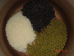 黑白米绿豆稀饭步骤1