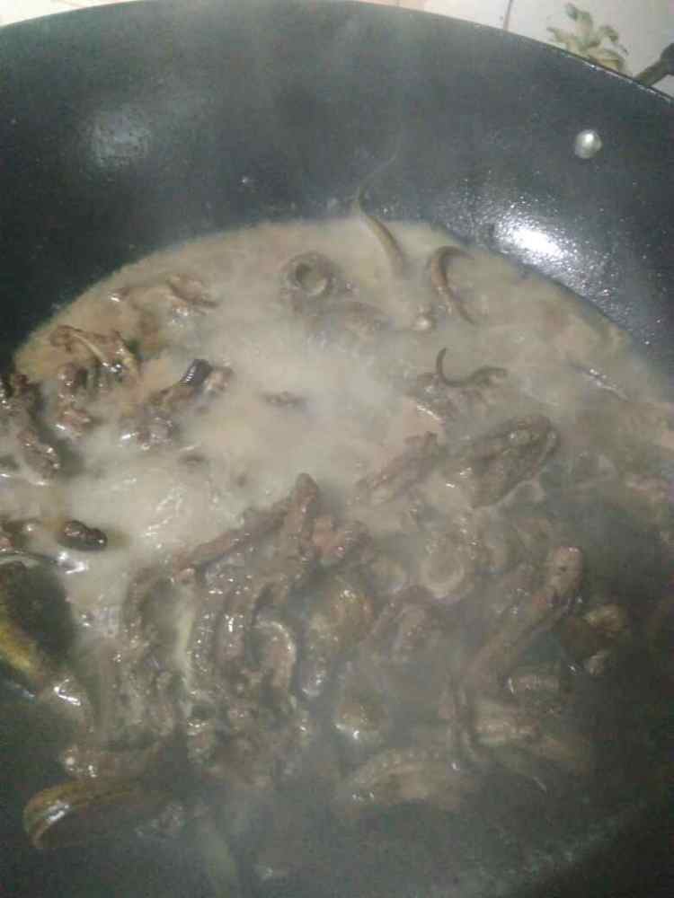 豆腐黄鳝汤步骤5