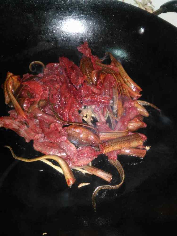 豆腐黄鳝汤步骤4