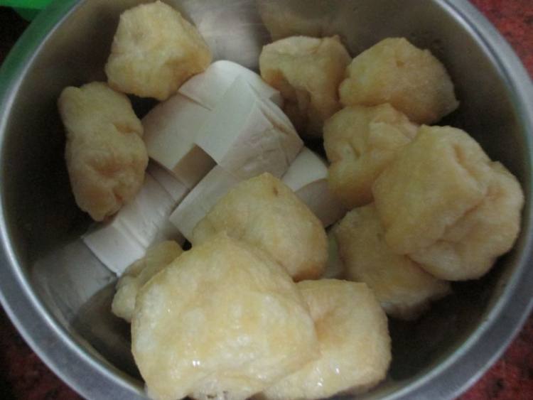 金针菇豆腐煲步骤3