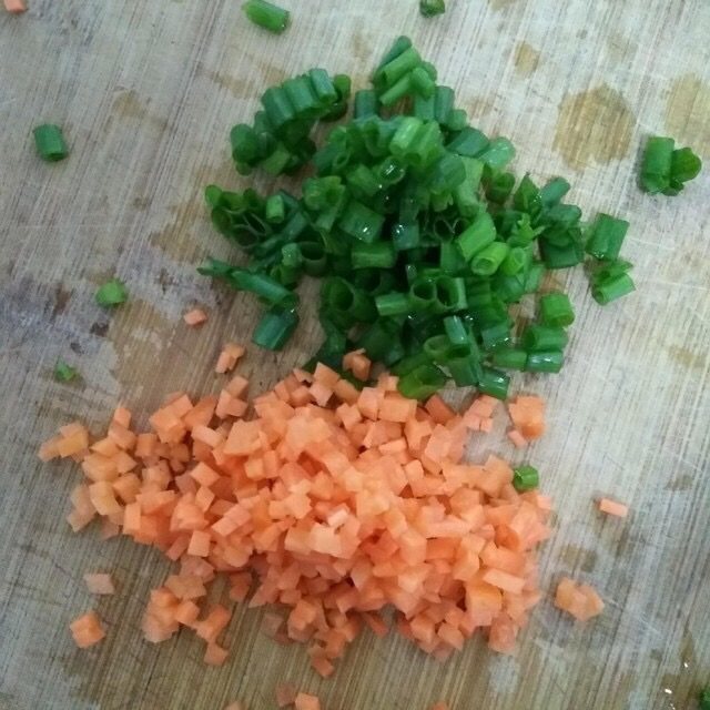 虾仁豆腐饼步骤1