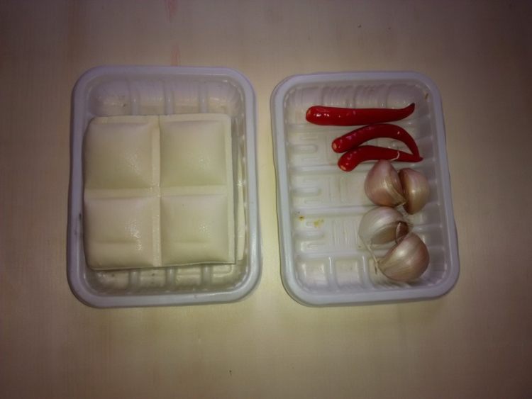 豆腐粉丝鱼腩煲步骤1