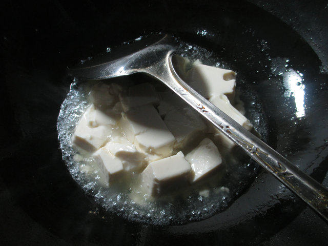牡蛎煮豆腐步骤3