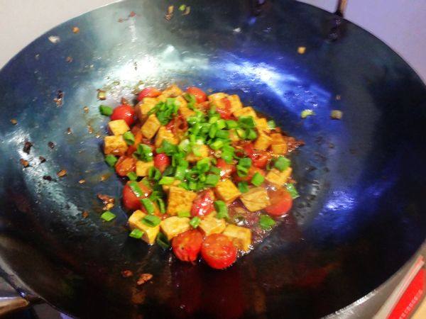 小番茄炒豆腐步骤9