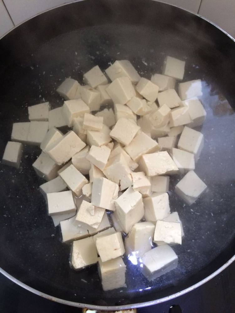 酱炒豆腐步骤3
