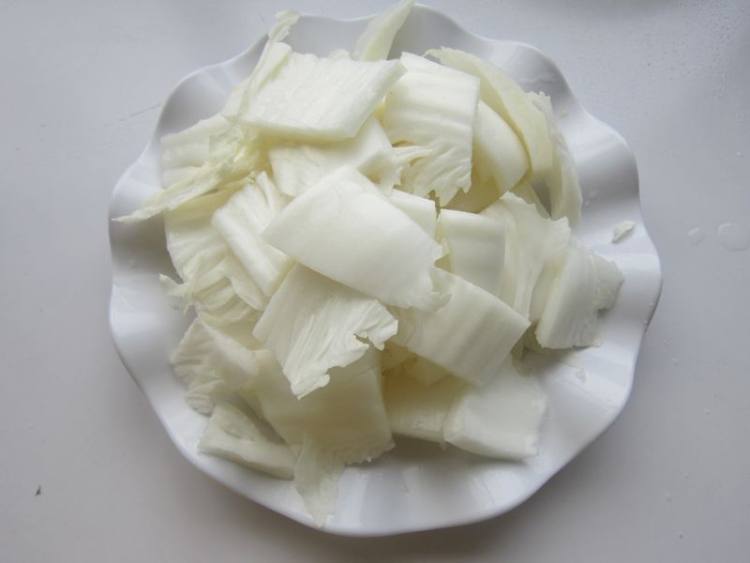 白菜炖黑白豆腐步骤2