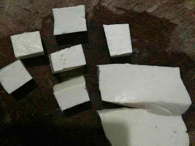 红烧豆腐丁步骤2