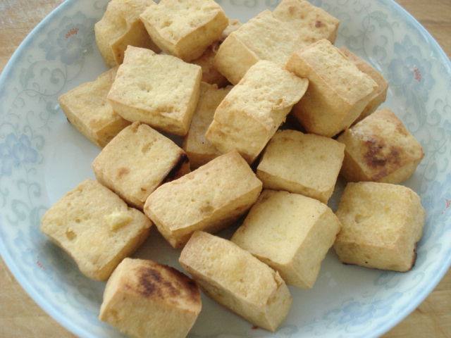 西蓝花烧豆腐步骤2