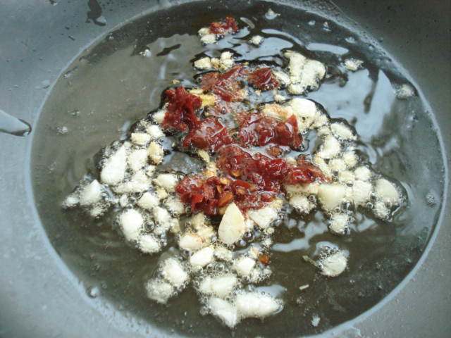 西蓝花烧豆腐步骤3