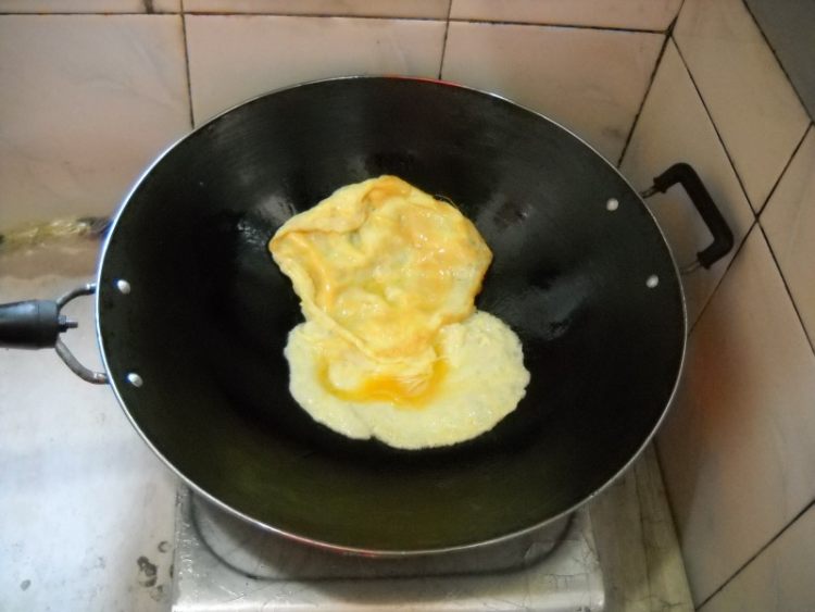 麻辣鸡蛋豆腐小面步骤6