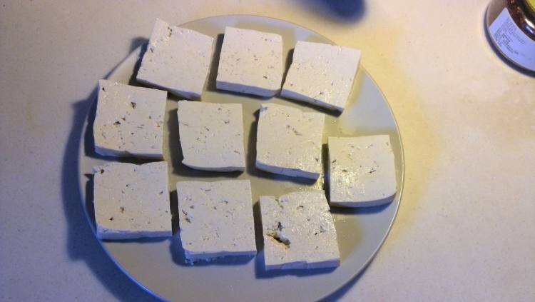 剁椒豆腐步骤1