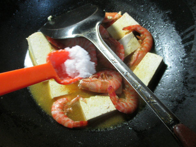 咖喱豆腐基围虾步骤7