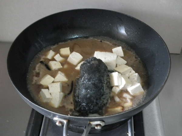 澳斑鱼头炖豆腐步骤9