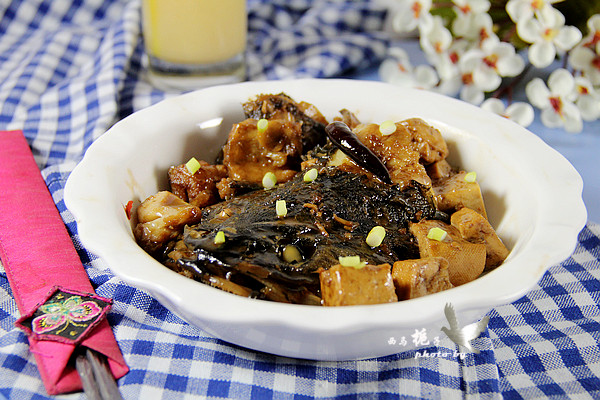 澳斑鱼头炖豆腐步骤10