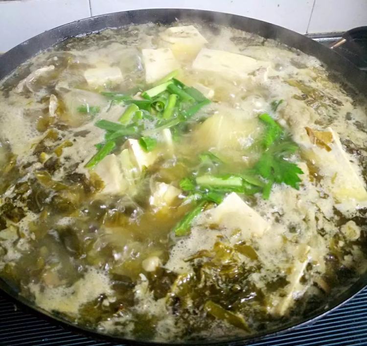 酸菜豆腐鱼块步骤8