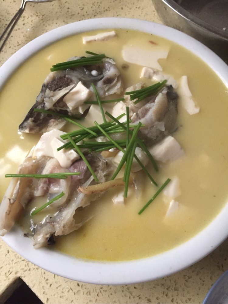 奶白鱼头豆腐汤步骤8