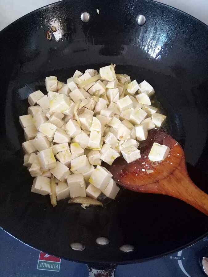 番茄菌菇炖豆腐步骤6