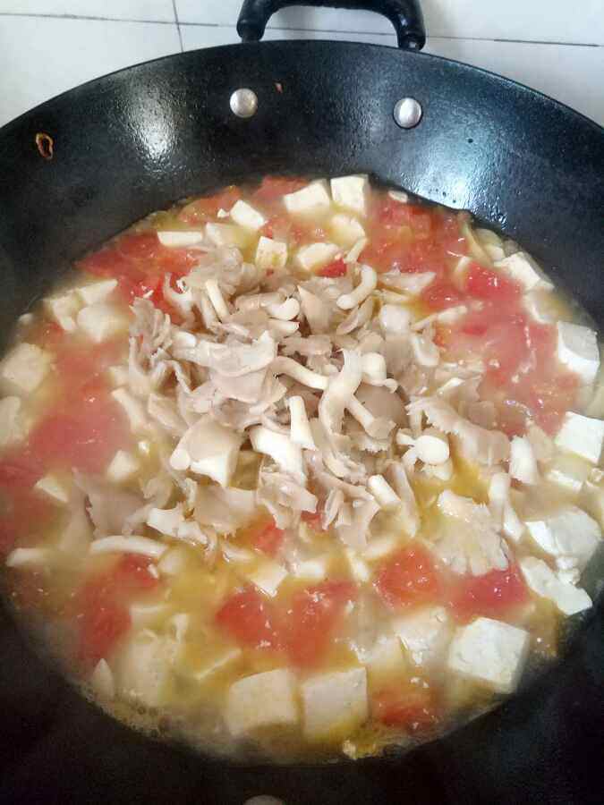 番茄菌菇炖豆腐步骤9