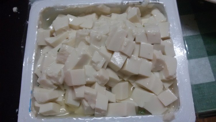 牛肉豆腐红汤步骤2