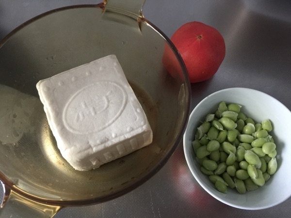 番茄炖豆腐#新鲜从这步骤1