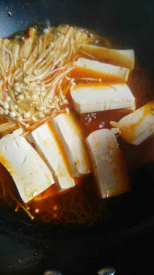 金针豆腐煲步骤6