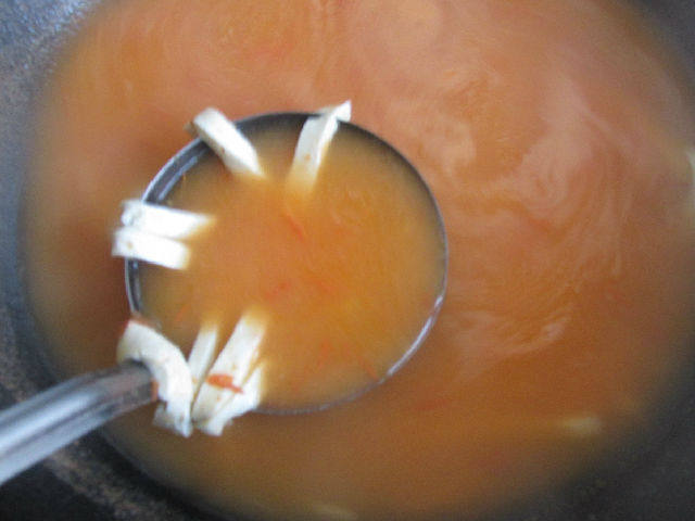 番茄酸汤面步骤7