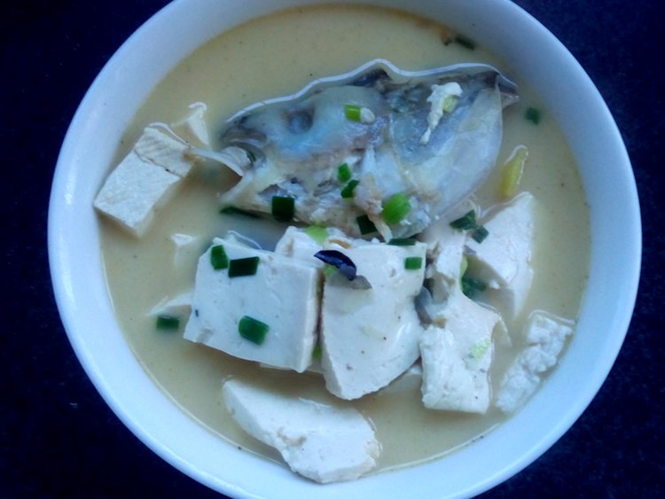 白瓜鱼头豆腐汤步骤9