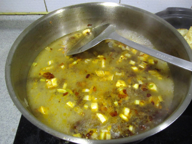 青蒜豆腐煲#多效护理步骤5