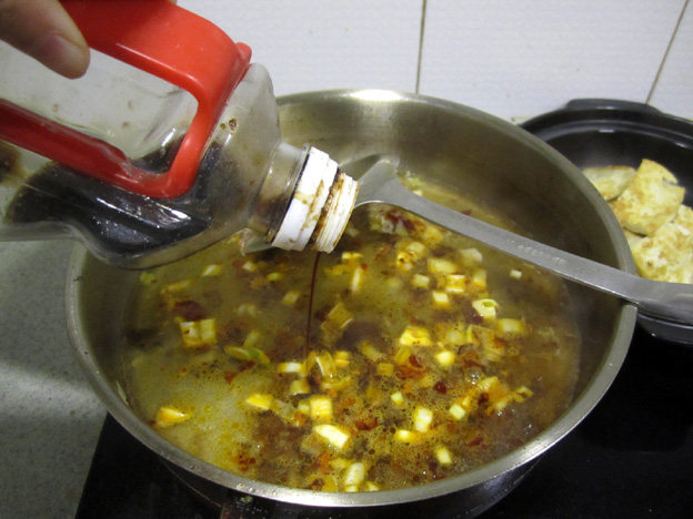 青蒜豆腐煲#多效护理步骤6